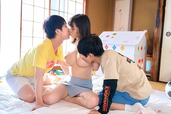 kanna seto jav Siêu phẩm khi bố má tái hôn, 2 cậu con trai có thêm 1 cô cô bạn gái ngực khủng